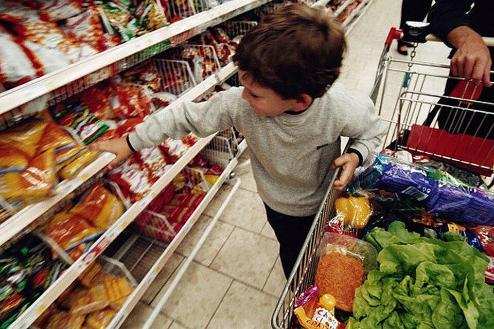 "купи!" ребенок в магазине: как избежать истерики и плохого поведения