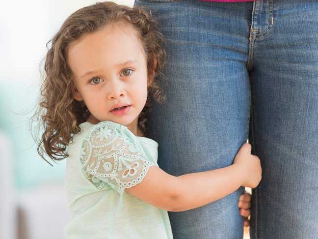 8 советов, которые помогут застенчивому ребенку стать смелее