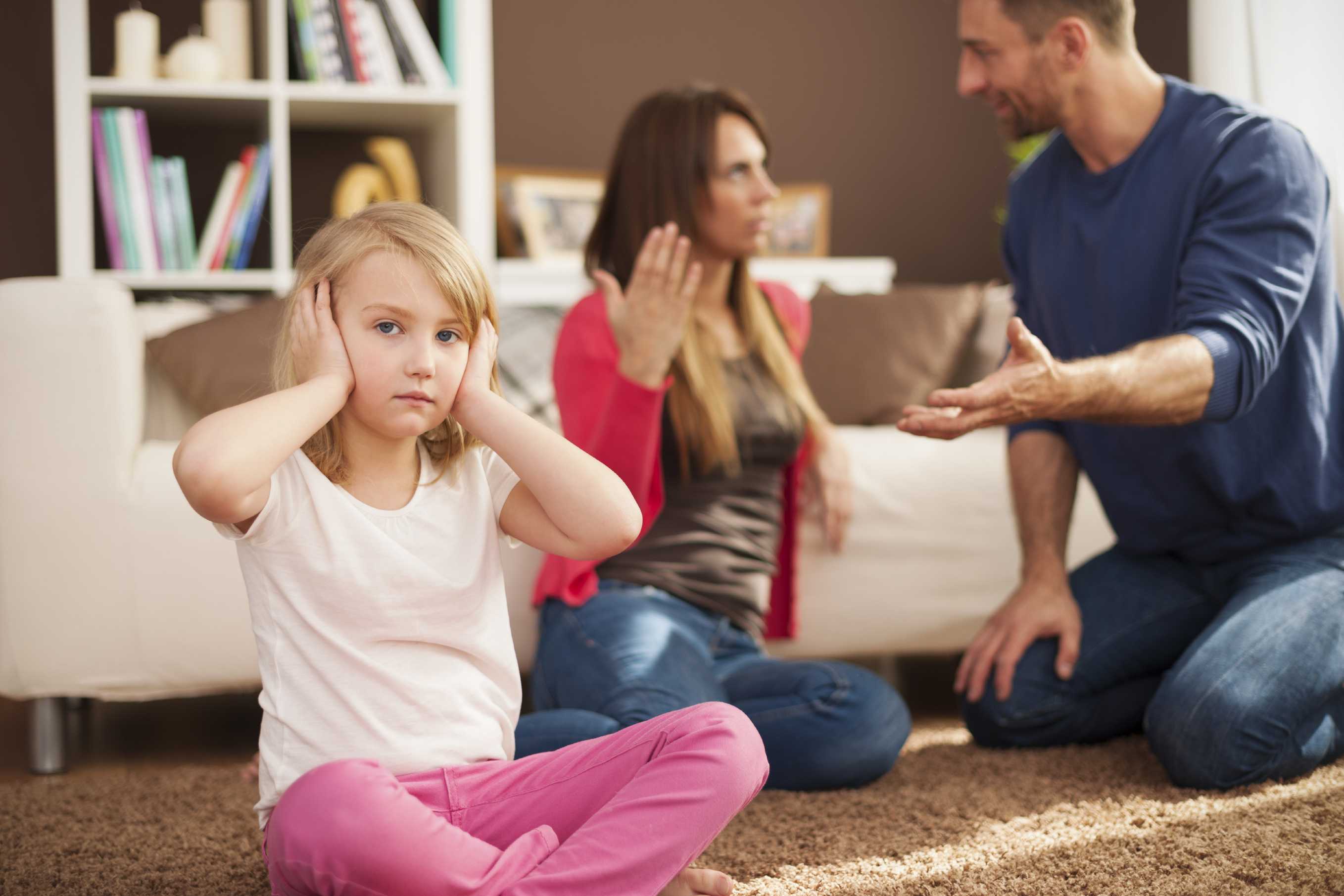 Детство с неидеальными родителями: 6 типов семейных отношени