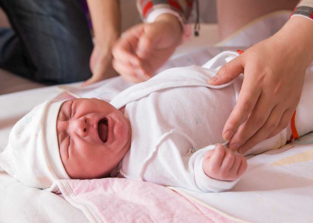Тремор у новорожденных: причины тремора подбородка, конечностей - рук или ног у грудничков, нижней челюсти, последствия