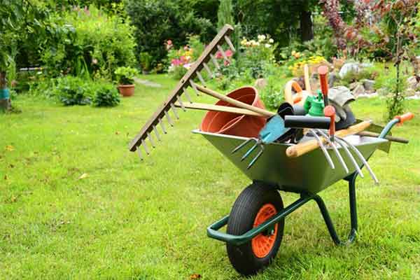 инструменты для садоводов и огородников