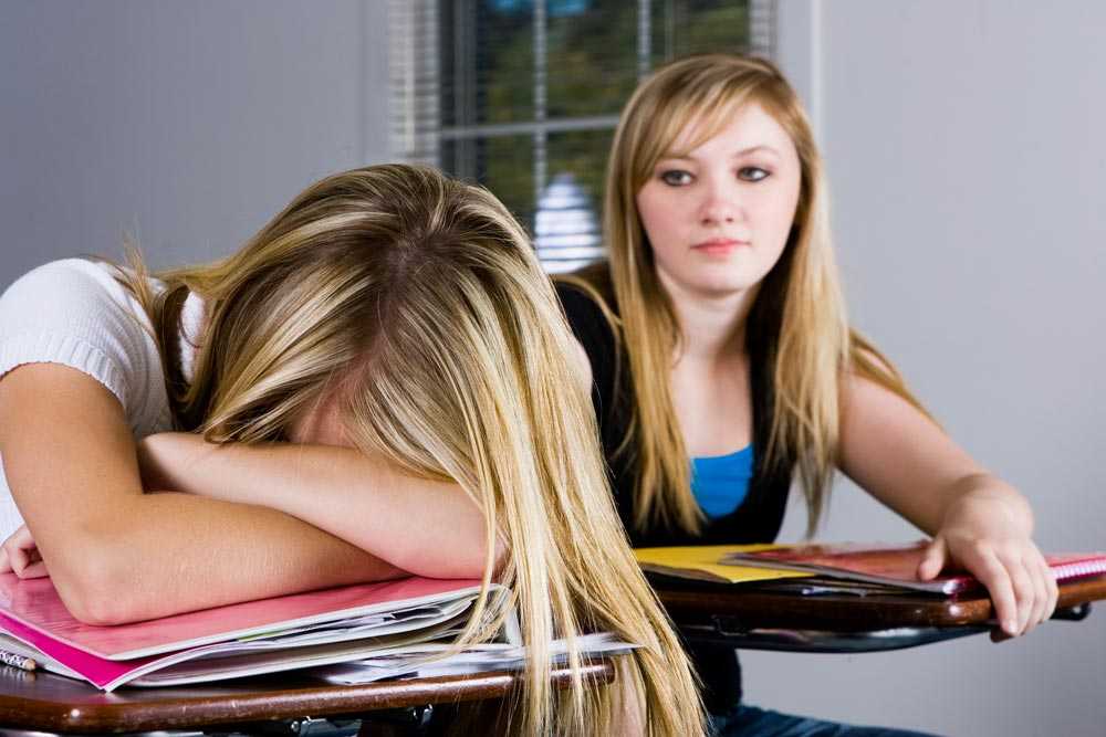 Что делать, если подросток не хочет учиться, как заставить его: советы психолога