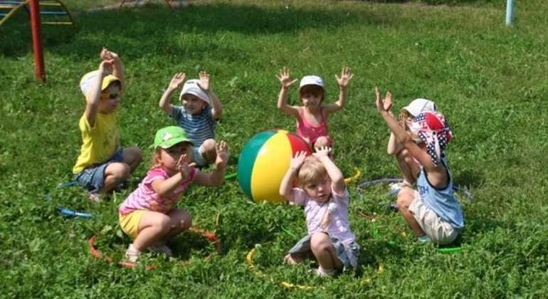Детская площадка. психология и воспитание от 1 до 3 лет