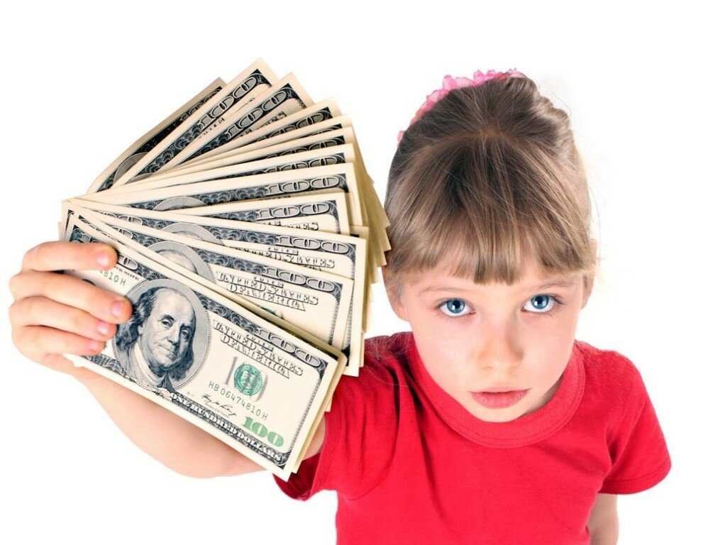 Подросток просит денег у родителей - мама и ребенокмама и ребенок