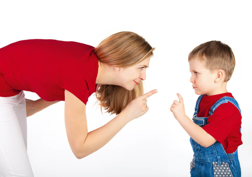 Грудничок капризничает, кричит и орет: истерика у ребенка: что делать