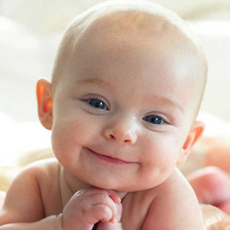 10 способов вызвать улыбку у малыша