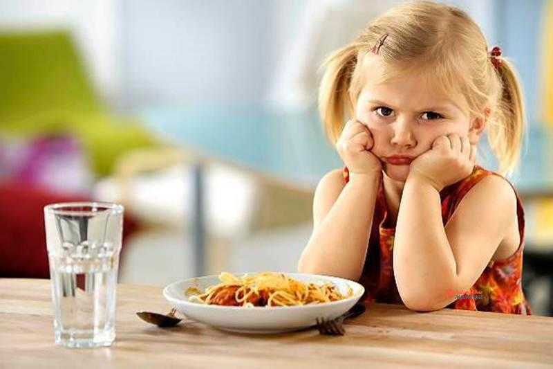Ребенок плохо ест в год | уроки для мам