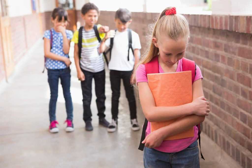 Что делать, если ребенка дразнят, обижают или бьют в школе