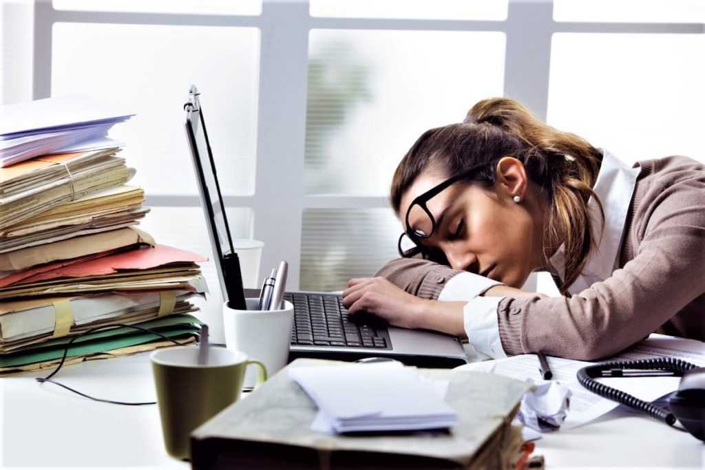 Признаки утомления и переутомления, их причины и профилактика