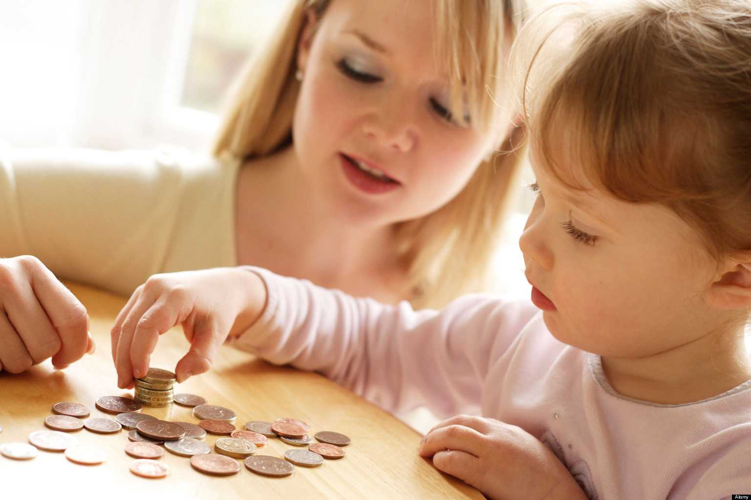 Как разговаривать с детьми о деньгах