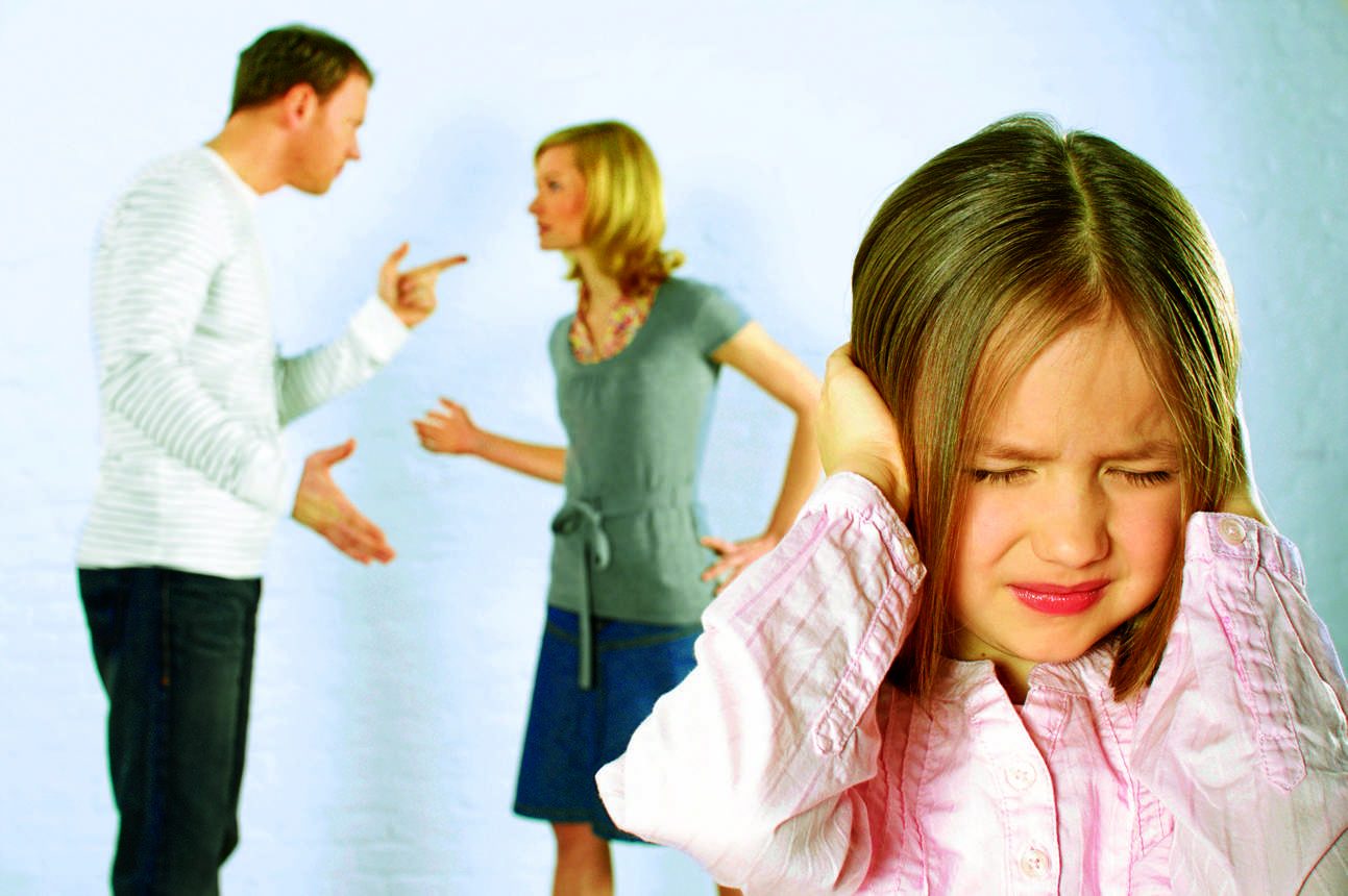Ребенок в конфликтной семье. быть вместе нельзя расставаться. как спасти отношения