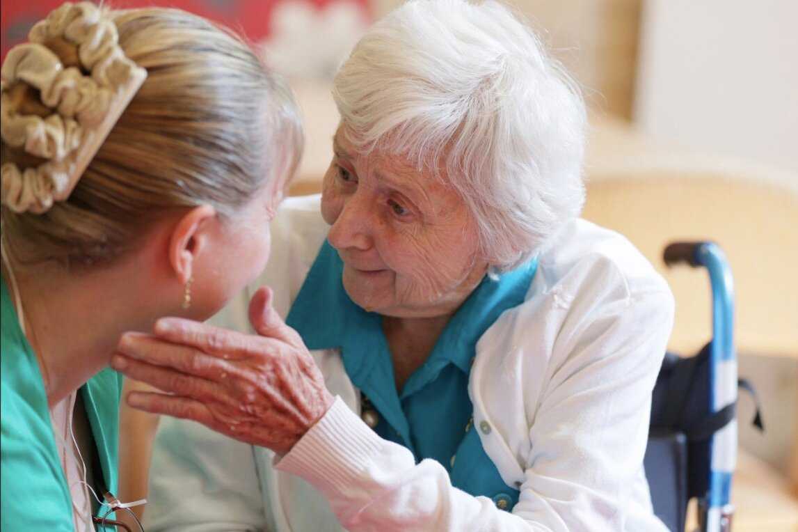 Причины деменции: от чего происходит маразм в старости, риск возникновения слабоумия после инсульта и других болезней