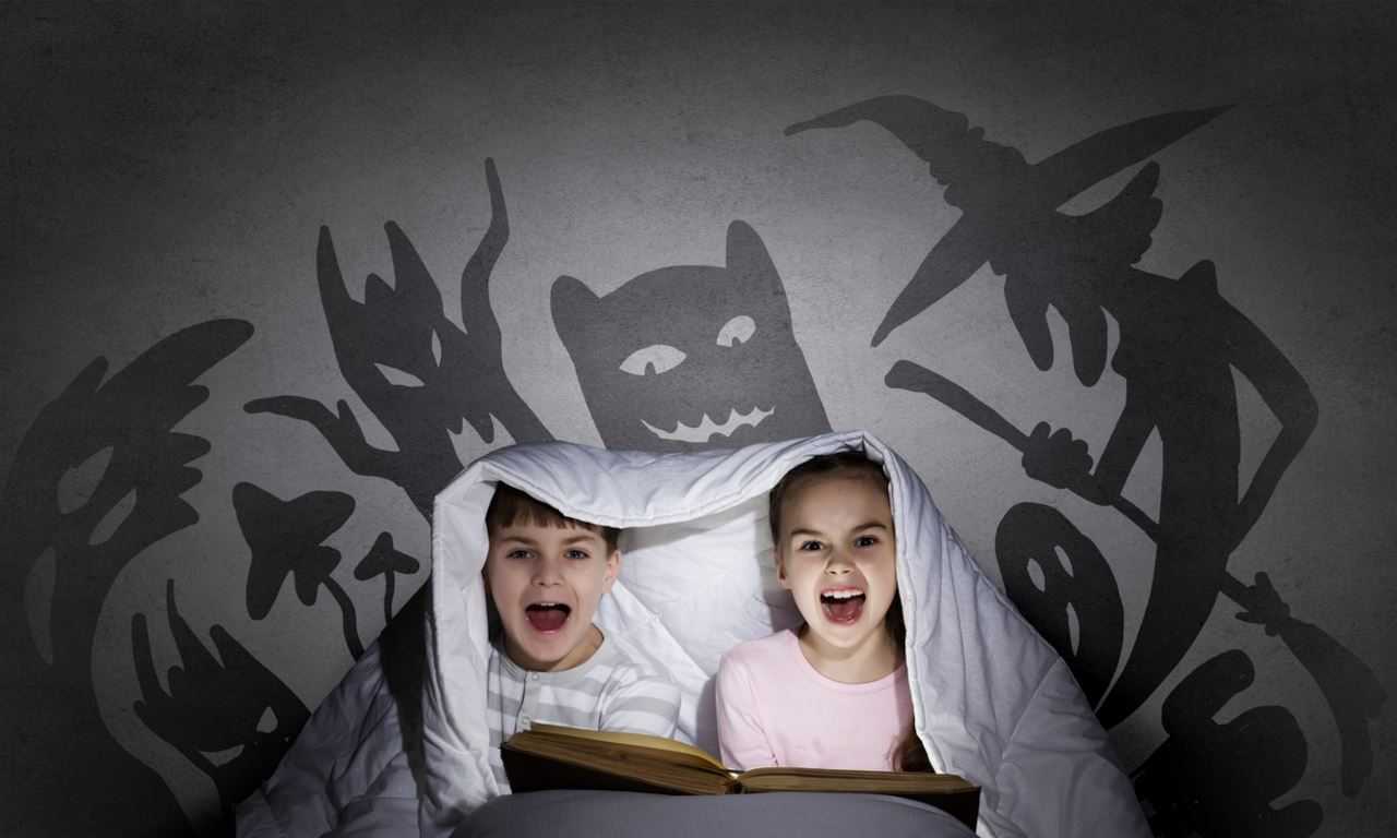 Почему ребенок боится темноты: советы психолога, что делать и как отучить бояться