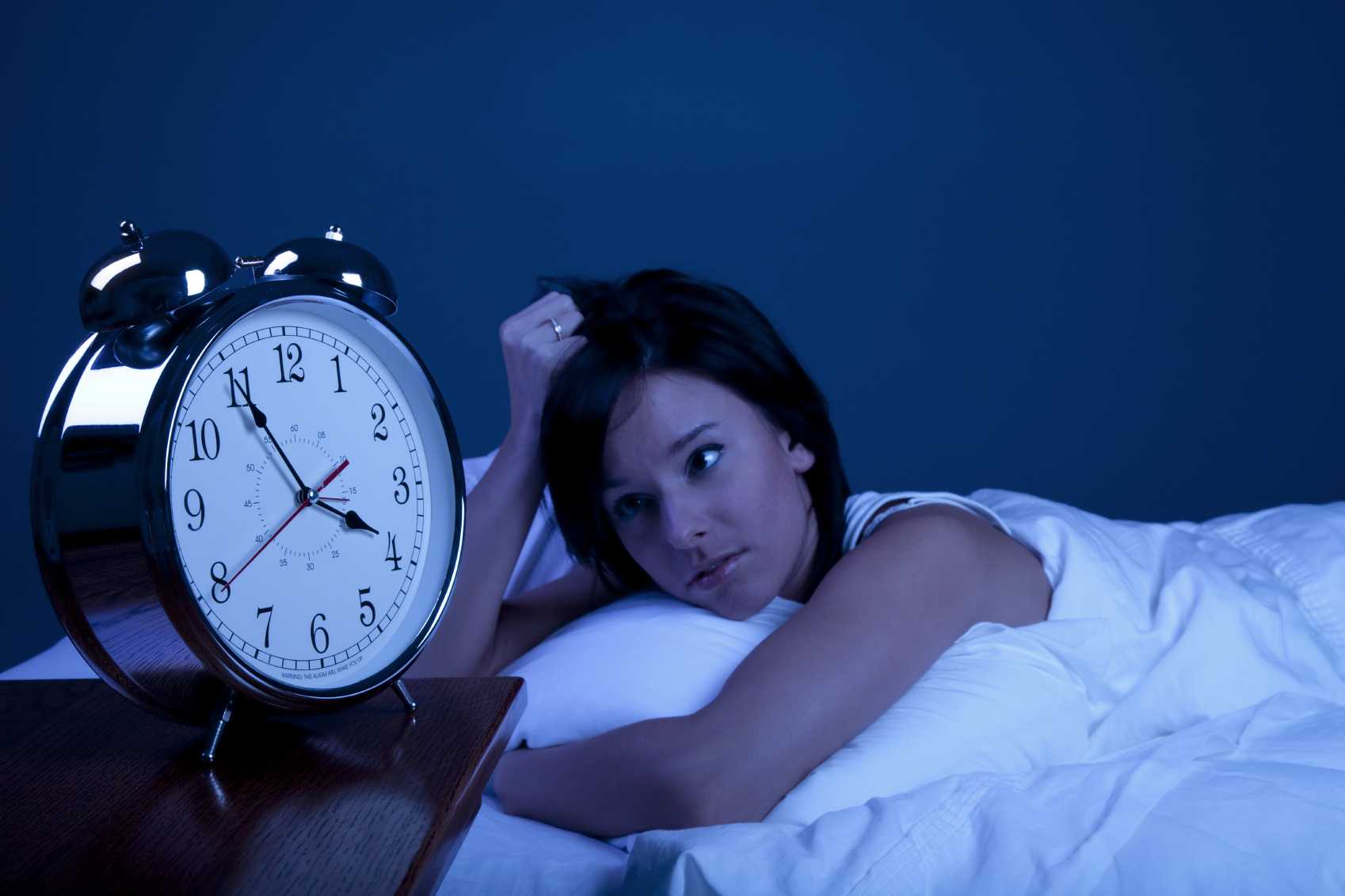 Как научиться легко и рано вставать: полезные советы тем, кто любит поспать