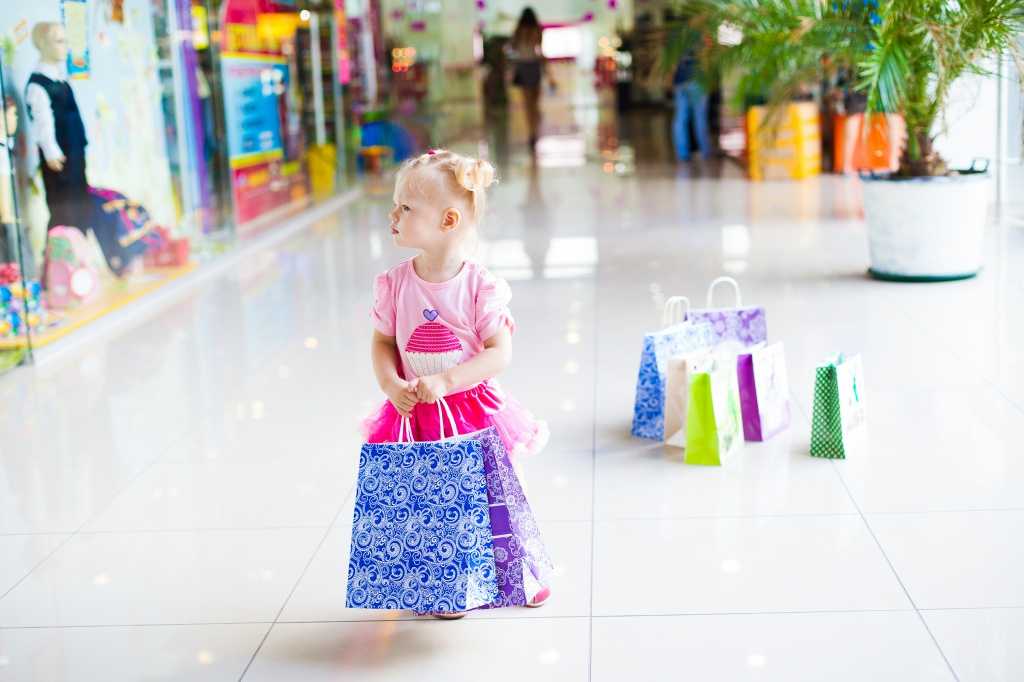 Как ходить с ребенком по магазинам без слез и истерик: 'купи!'. дети ходят по магазинам