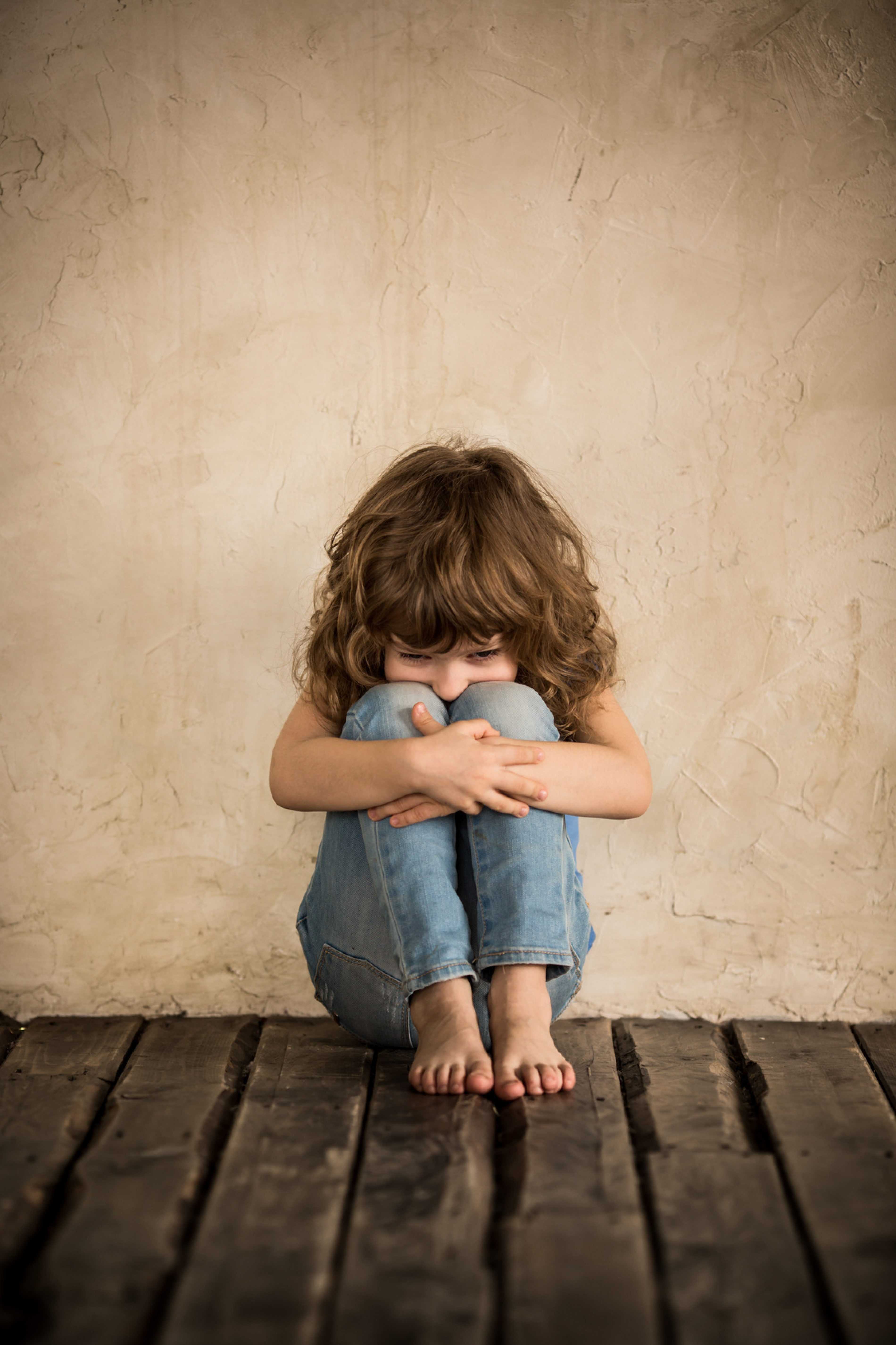 Застенчивый ребенок: что делать родителям? как помочь ребенку справиться с застенчивостью?