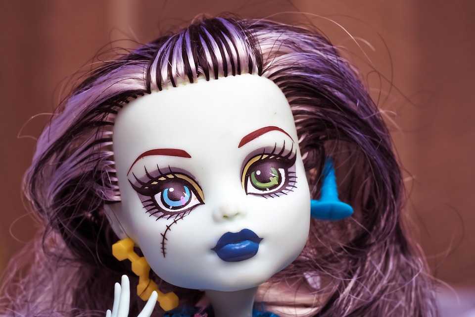 Педиофобия: как называется боязнь взгляда кукол и манекенов
