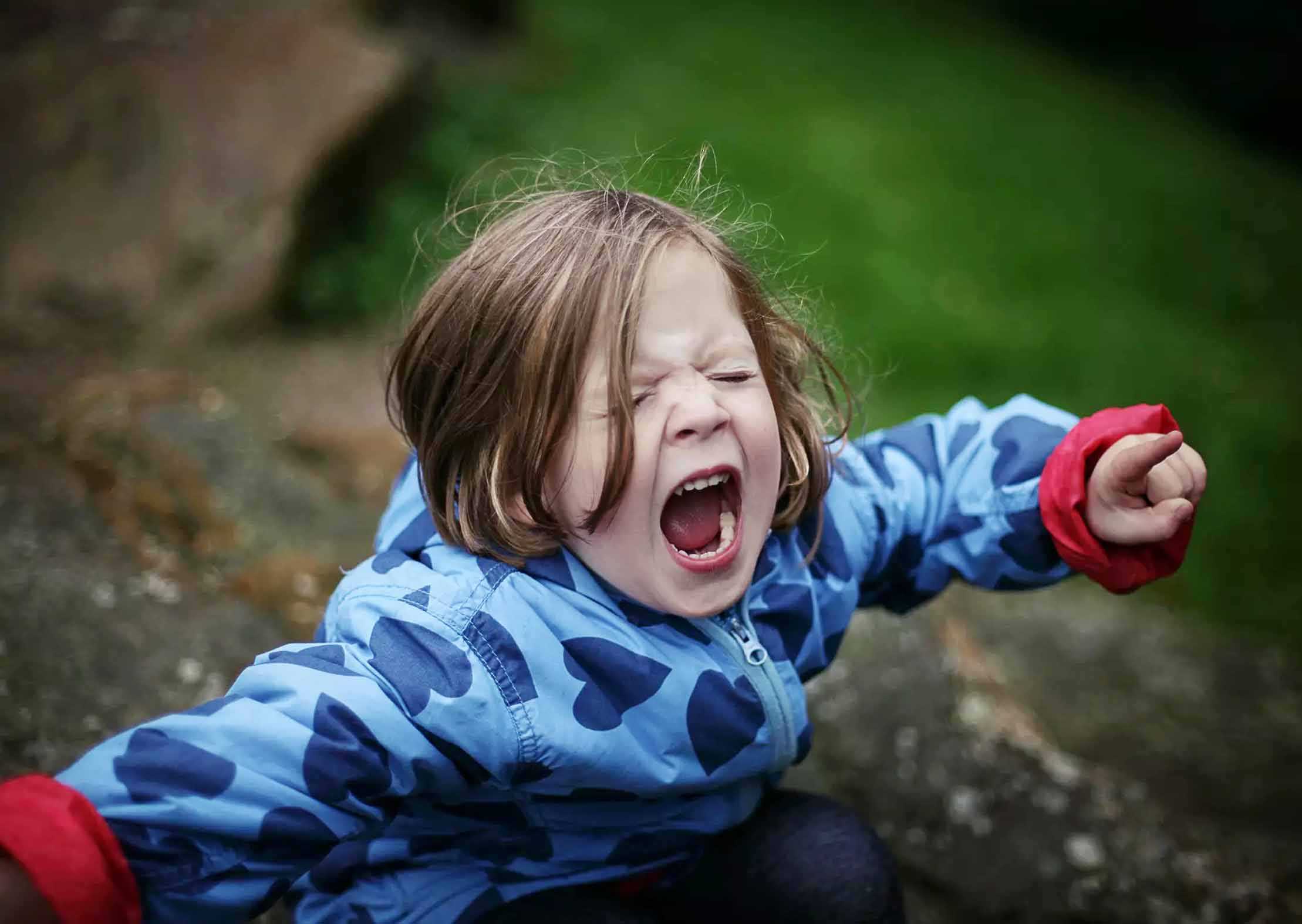 Почему ребенку важно дать выплеснуть эмоции?  | дом и семья | школажизни.ру